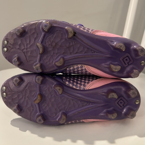 Dream Pairs Superflight 1K Girls Purple/Pink Soccer Cleats - Toddler Size 11 - Picture 3 of 12